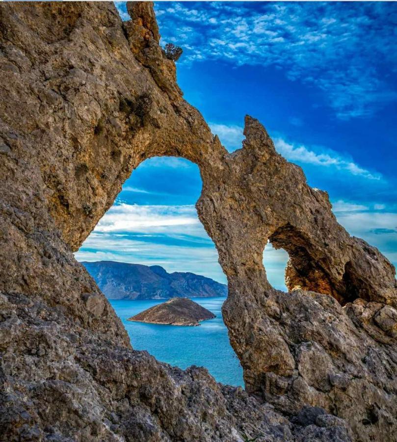 Апартаменты Manolakis Pizanias Emborios Экстерьер фото